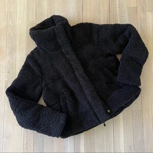 Abercrombie medium black teddy jacket
worn a few times